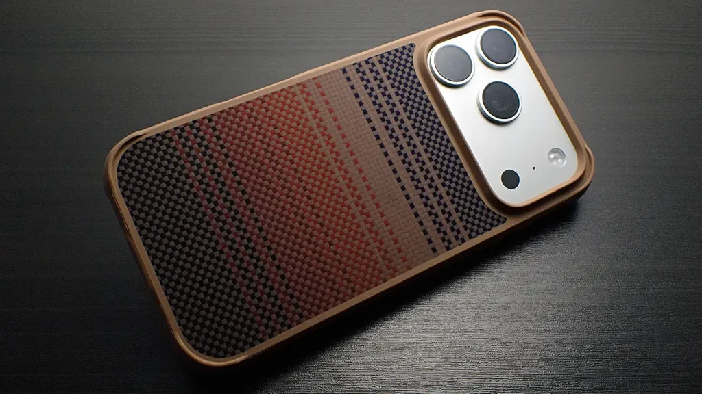 iPhone 17 Pro用ケース Pitaka Aramid ProGuard Case