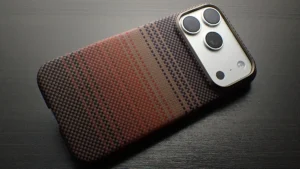 iPhone 17 Pro用ケース Pitaka Ultra-Slim Case