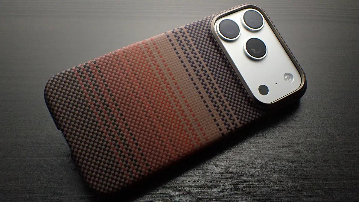 iPhone 17 Pro用ケース Pitaka Ultra-Slim Case